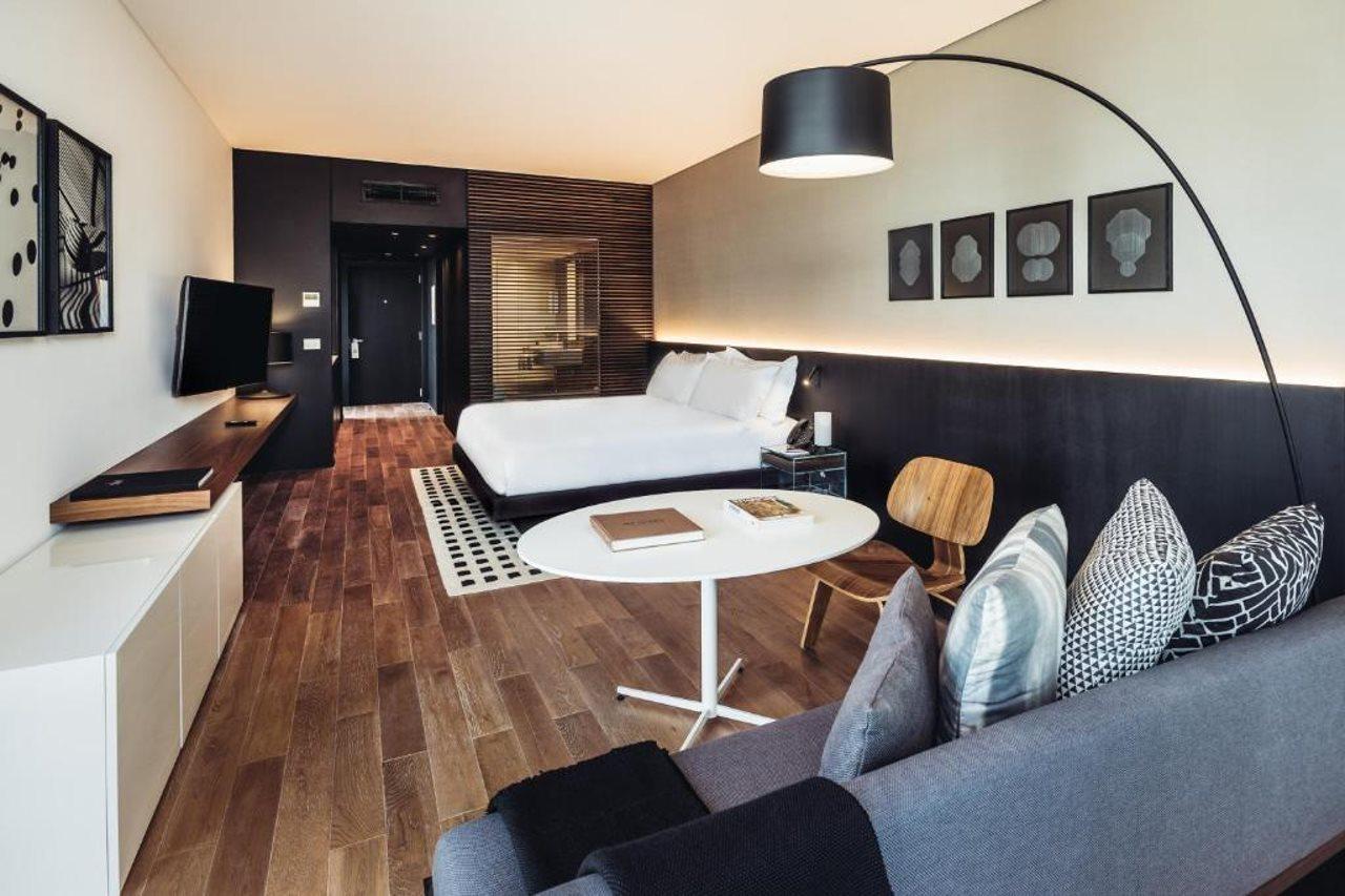 Hotel SLS Buenos Aires Puerto Madero Exterior foto A room at the hotel